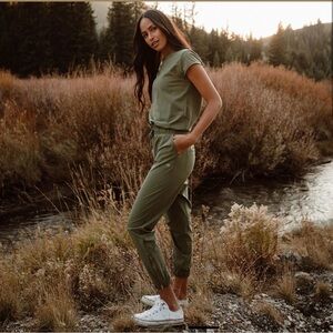 Albion Sage Green Women's Jumpsuit; Sz Large